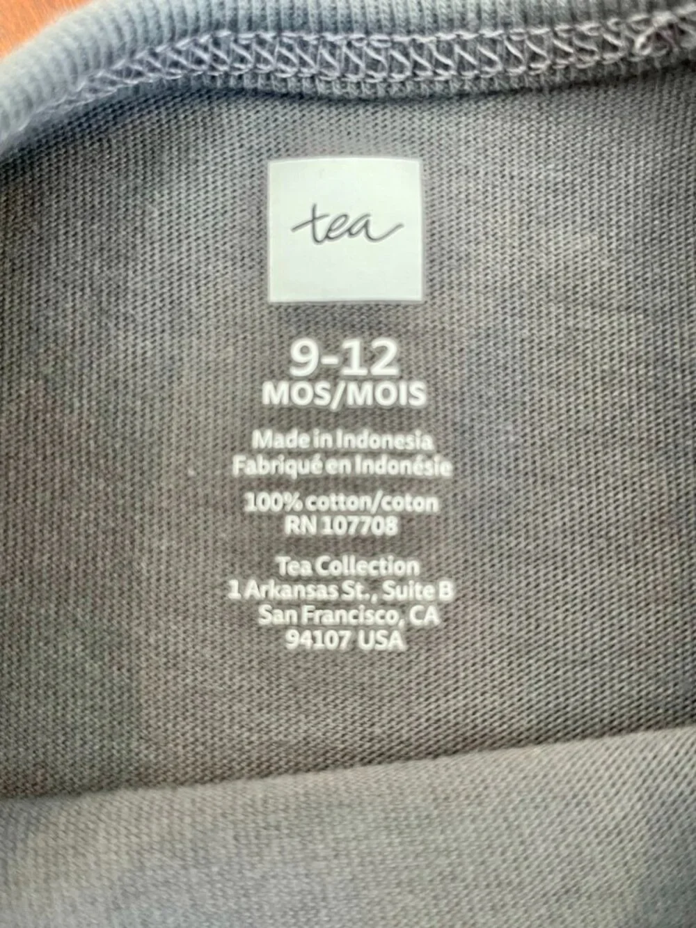 Tea Collection Gray Long Sleeve Tee with Metallic Dog Graphic - Sz 9-12m